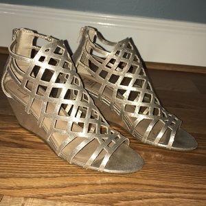 Material Girl Wedges